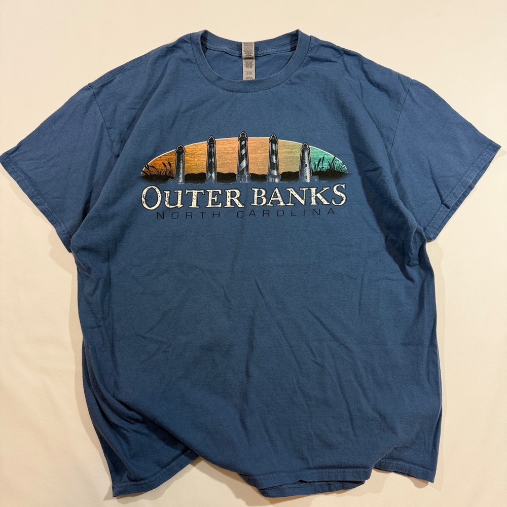 Gildan Outer Banks T-Shirt Men XL Blue North Carolina Lighthouse Graphic Tee